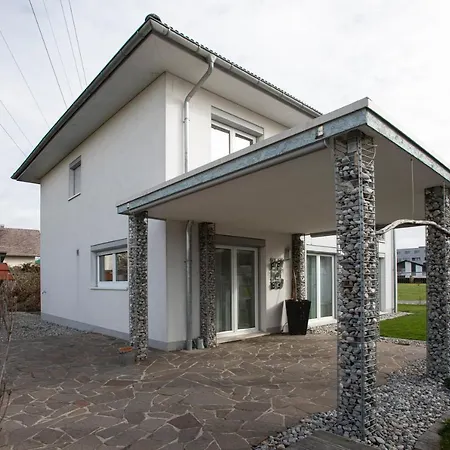 Tolles Einfamilienhaus Nahe Dem Bodensee Ferienhaus *